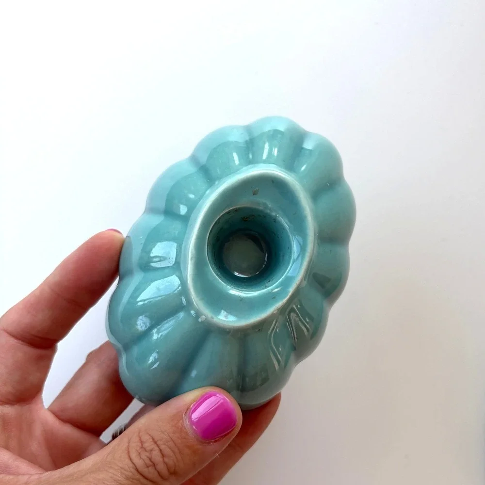 Vintage Kellems Pasadena Turquoise Blue Scalloped Ceramic Candle Holders Pair